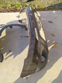 Dacia Duster 2018 predný nárazník,lav predný blatník - 3