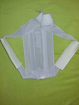 Korektor držania tela ,,L,, - 3