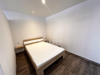 PREDANÉ Predám 1,5 izbový byt, okres Poprad - 3