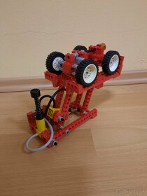 Lego Technic 8044 - Universal Pneumatic Set - 3