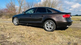 Audi A4B8 3 TDi Quatro 176kw rok2011 - 3