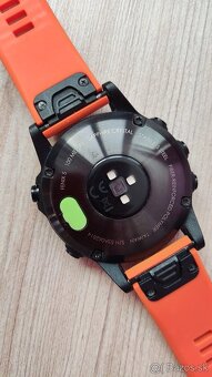 Silikónový kryt na konektor nabíjania na Garmin hodinky - 3