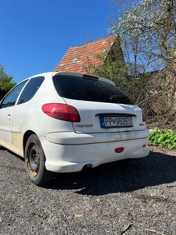 Predám Peugeot 206 - 3