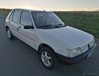Peugeot 205 - 3