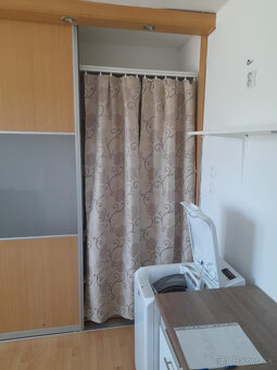 Prenajmem zariadenú garzónku na sídlisku Medvedzie - 3