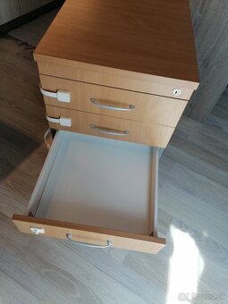 Zásuvkový kontajner na kolieskach - 3