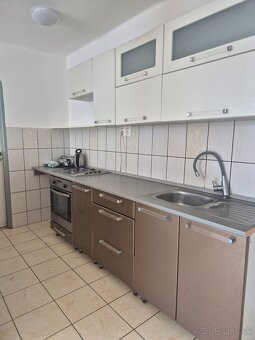 Rodinný dom na predaj v obci Pribeta. - 3