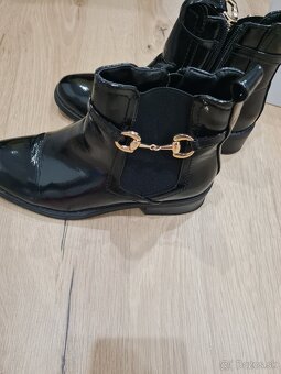 Čierne lakované čižmy - 3