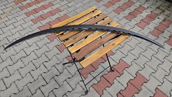 Tesla Y spoiler original - 3