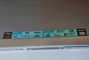 2 v1 Hi-Fi stereo JVC . DVD VHS videorekordér combo - 3