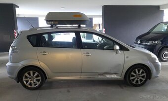 Predám TOYOTA COROLLA VERSO - 3