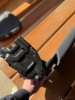 Audi a4,a5 b8 lakťová opierka - 3