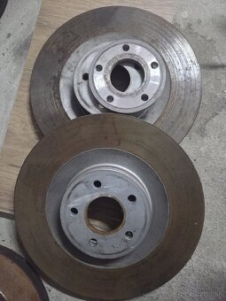 Predám brzdy z ford focusmk3 rs - 3