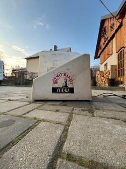 chladnička na alkohol - 3