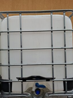 IBC KONTAJNER- 1000L PLASTOVÁ NÁDRŽ - 3
