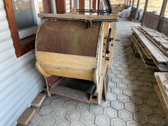 Starožitnosť - 3