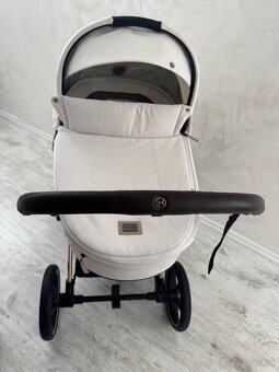 Cybex Priam - 3