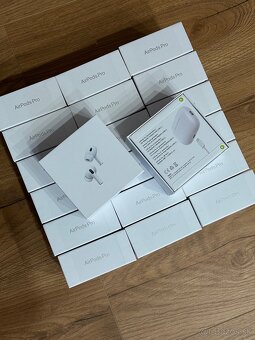 Apple AirPods Pro 2 - 3