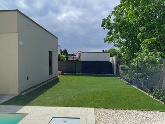 Na Predaj - Moderný bungalov s bazénom v meste Šamorín - 3