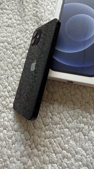 Predám IPhone 12 64GB - 3