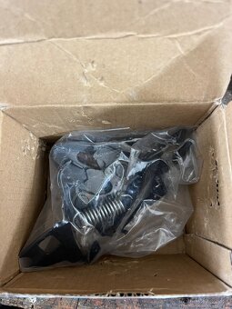 Zámok prednej kapoty Octavia 1 / Golf 4 - 3