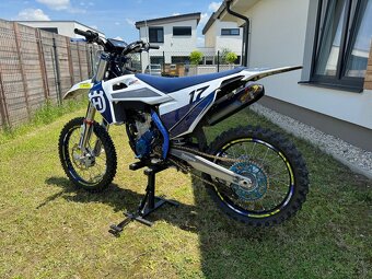 Husqvarna FC 350 2021 – výborný stav + výfuk FMF - 3