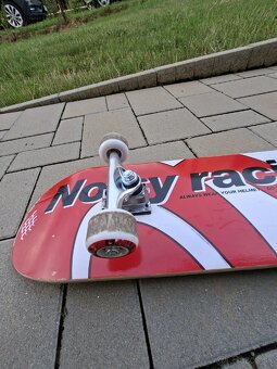 Skateboard - 3