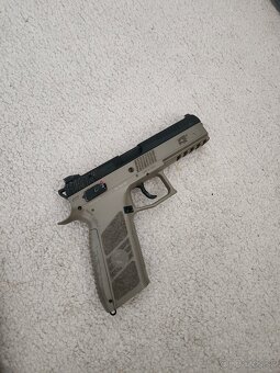 ASG CZ P09 + kufor a zasobnik navyše - 3
