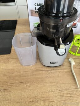 Predam odšťavovač Kuvings REVO 830 - 3