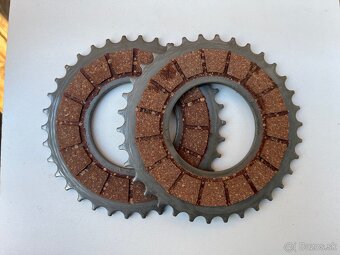 Tachometer a spojkové lamely - 3