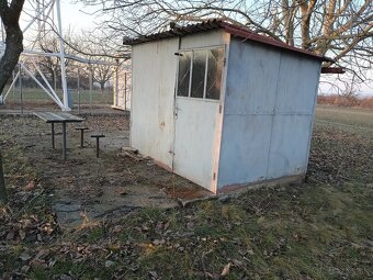 Predám viničné domčeky - 3