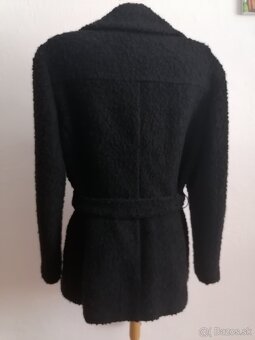 kabát - 3