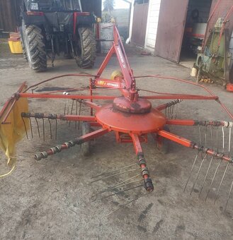 Zhrňovač Pottinger 301 - 3