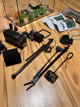 🐠Predám akvárium 60×30×30 cm (54 L) spolu s príslušenstvom - 3