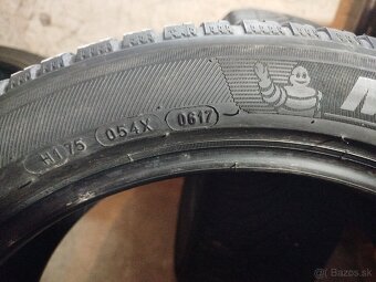 Predám celoročné pneu 205/50 R17 - 3