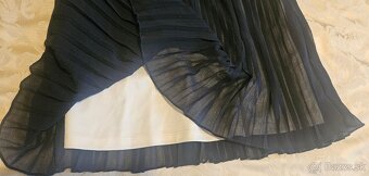 Dievčenské elegantné šaty - 3