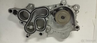 VKPC 81338 vodne cerpadlo SKF 04E121600CC - 3