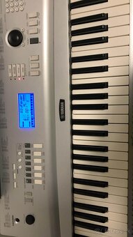 Keyboard / elektrický klavír - 3