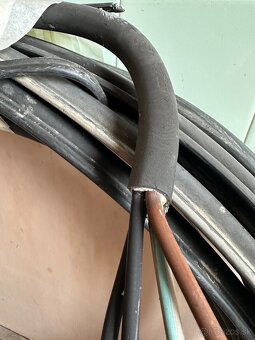stary elektricky kabel - 3