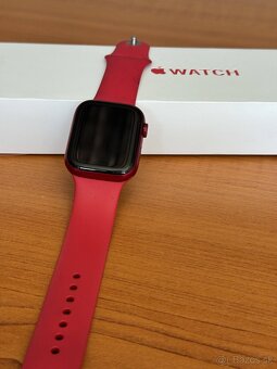 Apple Watch 7 45mm GPS product Red - 3