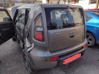 Kia Soul havarovana lava strana - 3