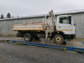 Predam troj stranny sklapac Mercedes s hydraulickou rukou - 3