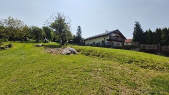 PREDAJ, stavebný pozemok Banská Bystrica - Senica, 1586 m2 - 3
