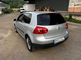 Predam volkswagen golf V 1.9 tdi - 3