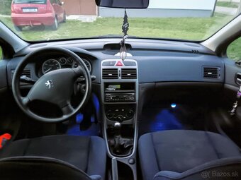Peugeot 307 - 3