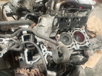 Rozpredám motor Mercedes, Jeep, Chrysler OM642 - 3