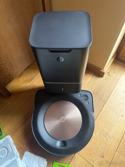 I Robot Roomba S9+ - 3