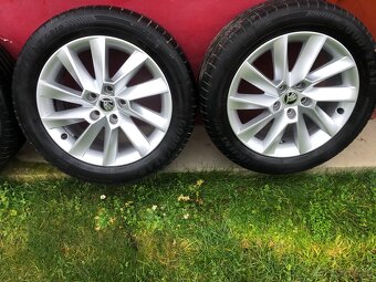 Elektróny originál SKODA SUPERB - 3