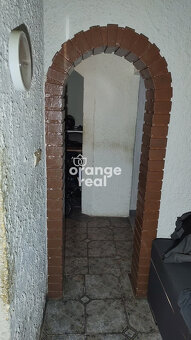 NA PREDAJ 1 a pol IZBOVÝ BYT KEŽMARSKA ULICA - 3