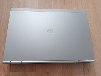 predám ntb HP elitebook 8470p / 4gb ram / Intel core i5- - 3